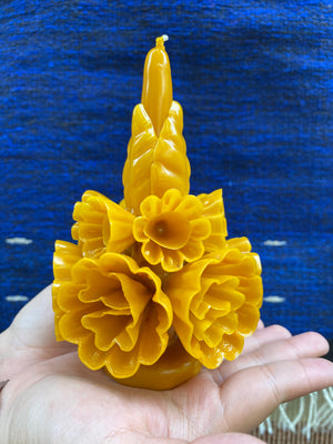 S CARNATION BEESWAX CANDLE
