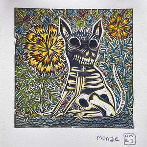 MONZE, XOLOITZCUINTLE CALAVERA Y CEMPASÚCHIL, LINOGRABADO INTERVENIDO (ACUARELAS Y COLORES)