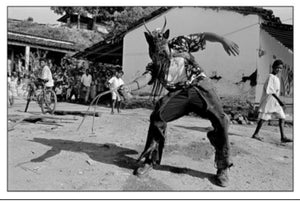 ALBERTO IBAÑEZ “LA DANZA DEL DIABLO” FOTOGRAFÍA